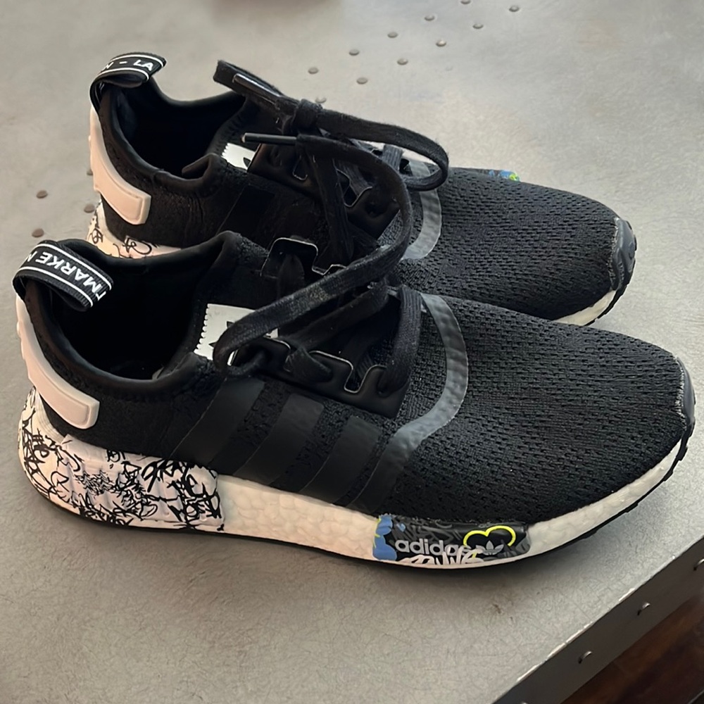 Boys Adidas MMD Size 5.5